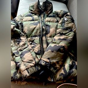 Brand new camouflage jacket.. beautiful in winter